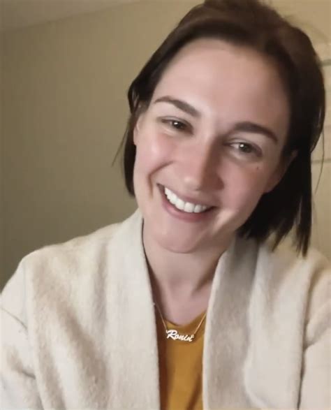 Katie Cleek On Twitter Her Necklace Says Ronin KatBarrell