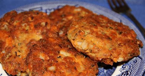 Salmon Patties Saltine Crackers Recipes | Yummly