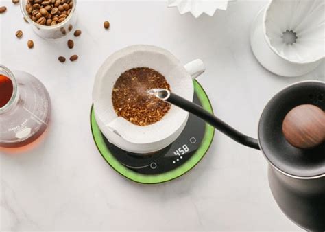 Unique POURX OURA pour over coffee scale hits Kickstarter - Geeky Gadgets