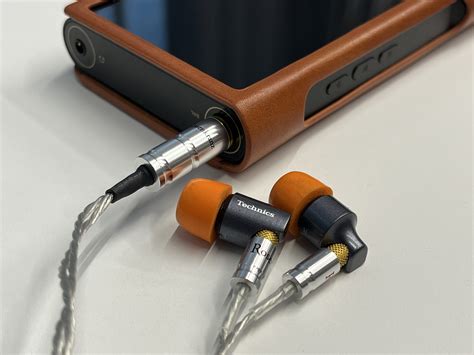 Technics Premium Stereo Earphones EAH-TZ700 | Headphone Reviews and