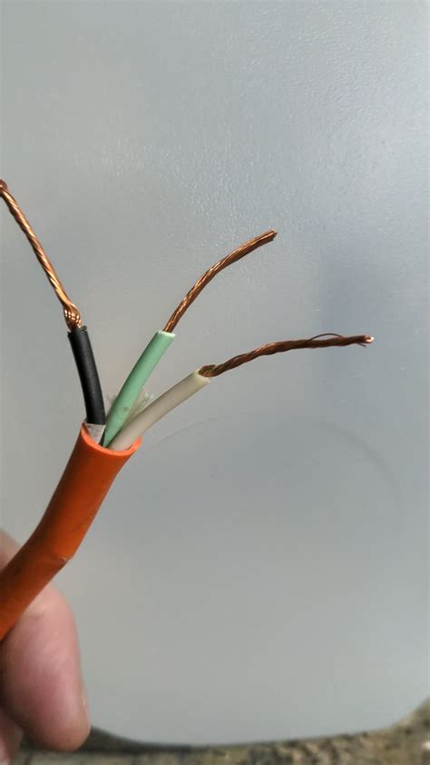 Extension Cord Repair Which Is The Hot Neutral And Ground R Askanelectrician