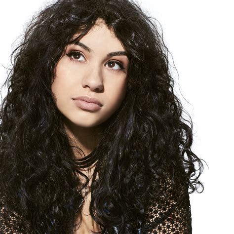 Alessia Cara Wallpaper 4k Canadian Singer