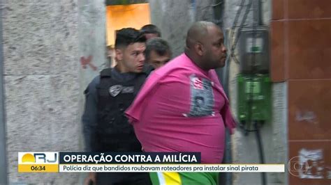 Vídeo Polícia Faz Operação Contra A Milícia Em Realengo Bom Dia Rio G1