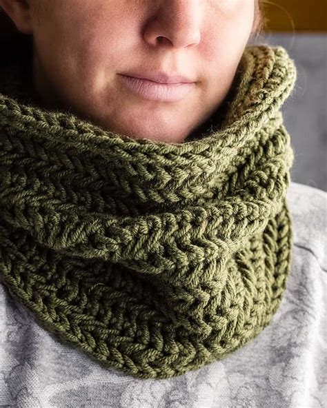 Herringbone Crochet Cowl Pattern Sarah Maker