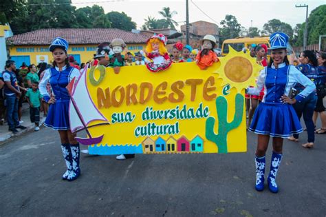 Em Olinda Nova Desfile C Vico Destaca Diversidade Cultural Do Nordeste