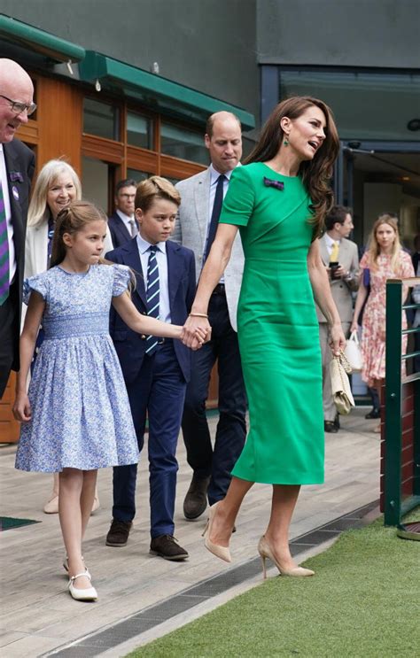 Foto Princezn Charlotte Hviezdou Wimbledonu Nasadila Slne N Okuliare