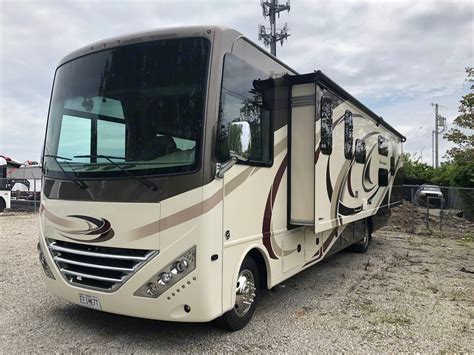 2017 Thor Motor Coach Hurricane Class A Rental In Riverside MO Outdoorsy