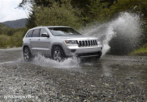 2012 Wk2 Jeep Grand Cherokee Features Options And Pricing