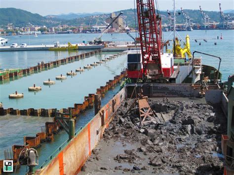 PORTO DI LA SPEZIA DRAGAGGI PORTUALI La Dragaggi