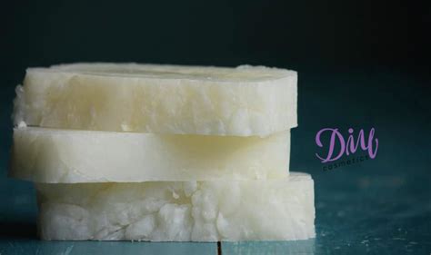 How to Make Homemade Coconut Oil Soap | DIY Cosmetics