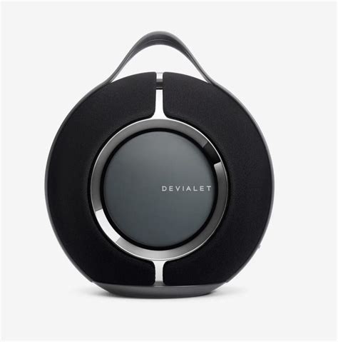 Devialet lance l'enceinte portable Mania, sa première du genre