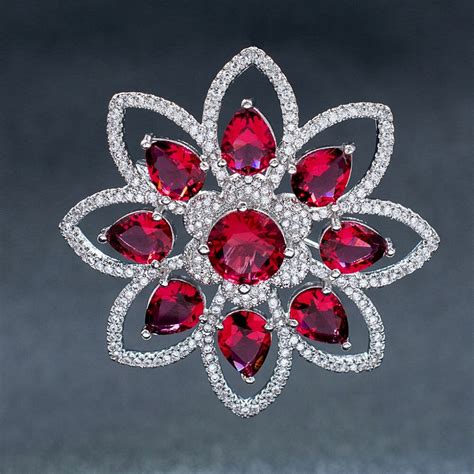 5a Cubic Zirconia Fuchsia Star Flower Brooch Broach Pin High Quality