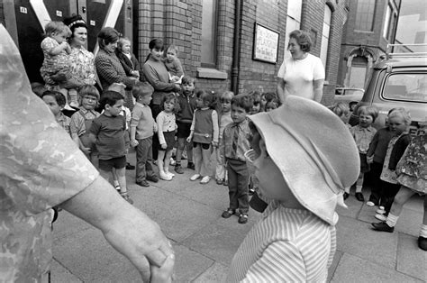 Belfasts Kids During The Troubles Belfast Live