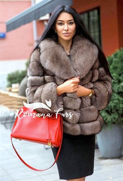 Pin By Fred Johnson On Furs Fur Fashion Fashion Coat