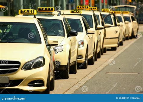 Taxi Stock Image Image Of Line Cabbies Lineup Parked 36488171