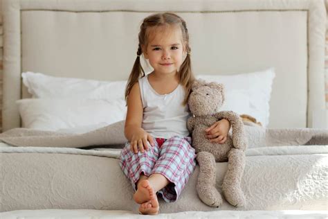 28 Best Toys for 2 Year Old Girls - VerbNow