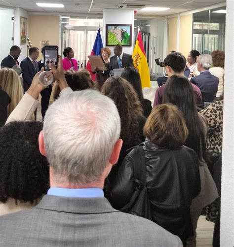 La Mujer Haitiana en Celebración Raia Diplomática