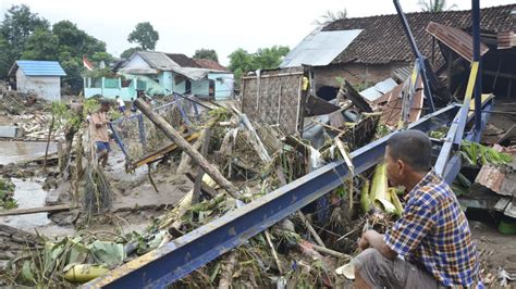 Dampak Banjir Bandang Bima