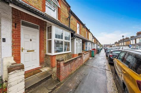 Cecil Street Watford Wd24 3 Bed Terraced House For Sale £350 000