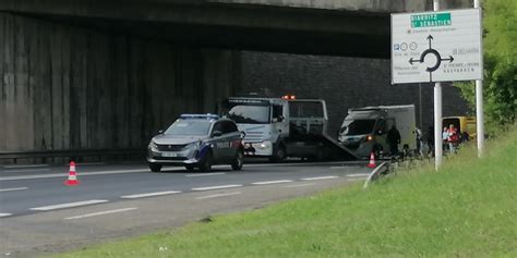 Bayonne Un Motard De La Gendarmerie Trouve La Mort Dans Un Accident