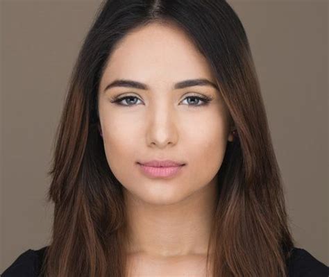 Safa Baig Height, Weight, Age, Husband, Affairs & More » StarsUnfolded