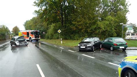 Unfall Mit Verletzten In Paderborn Internistischer Notfall Bei Person