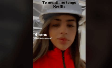 Katherine Munera La Conductora Del Metro Que Conquista Con Su Belleza