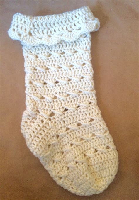 Fiberton Acres Blog: Cottage Chic Crochet Stocking Tutorial