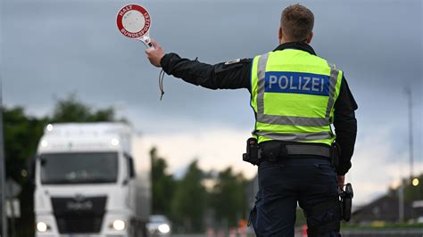 Innere Sicherheit Brauchen Wir Mehr Grenzkontrollen Sendungen