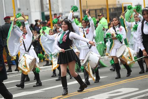 Fiestas Patrias 2024 Miles De Asistentes Disfrutan De La Gran Parada Y