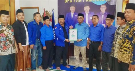 Baidowi Kembalikan Formulir Ke PAN Abdul Haq Dia Sosok Pemimpin Muda