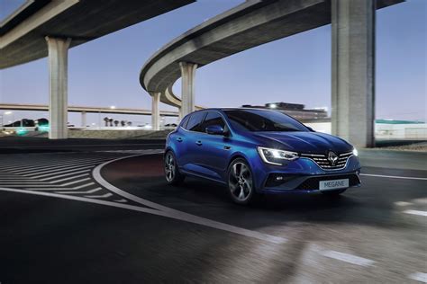 New Renault Megane revealed with new plug-in hybrid powertrain - Car Keys