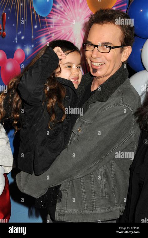 Billy Bob Thornton And Daughter Bella Thornton Disney On Ice Presents