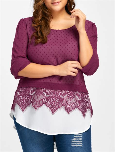 [41 Off] 2021 Plus Size Swiss Dot Lace Trim Blouse In Purplish Red