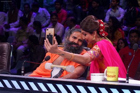 Shilpa Shetty Baba Ramdev Yog Guru On The Sets Of Super Dancer Chapter