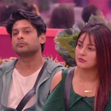 Bigg Boss 13 Fans Come Out In Support Of Shehnaaz Gill After She Slapped Sidharth Shukla