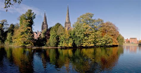 estate agents  staffordshire fine country