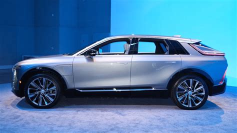 2023 Cadillac Lyriq: Get a first look at the new luxury electric SUV ...