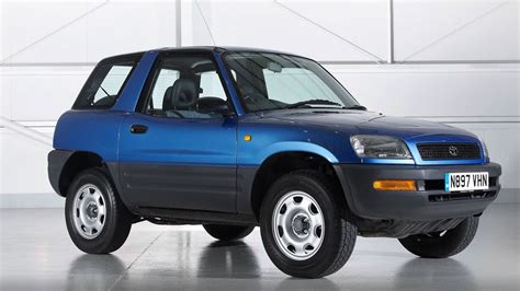 El Toyota RAV4 cumple 25 años como referente SUV y camino de la