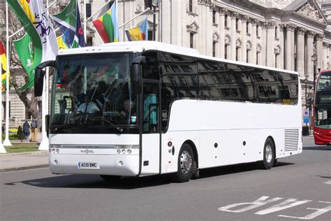 Bm Coaches Hayes Ln Ac Bmc Parliament Square L Flickr