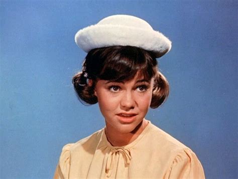 Lovely Portrait Photos of 'Gidget' Teen Star Sally Field in 1965 ...