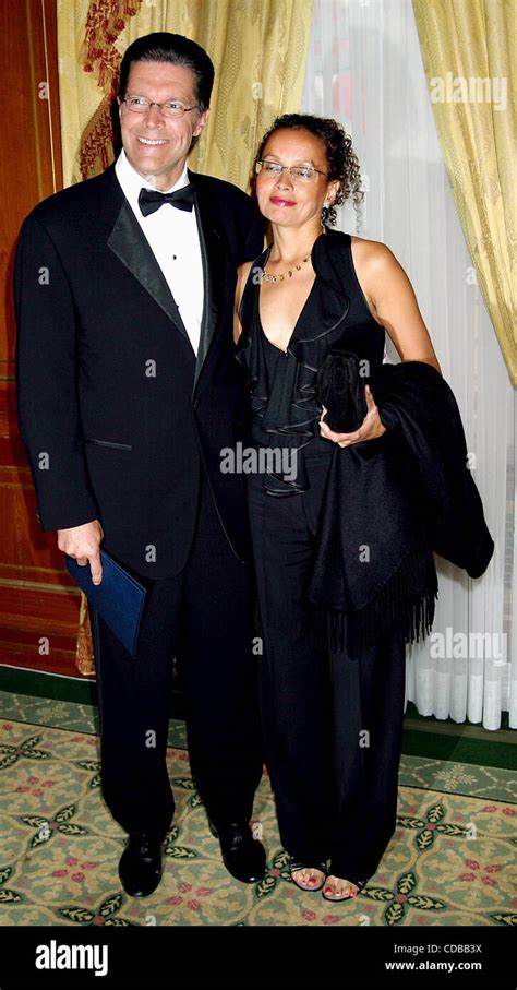 Stone Phillips And Wife Hi Res Stock Photography And Images Alamy