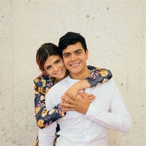 Conoce Al Novio De Stephania Duque