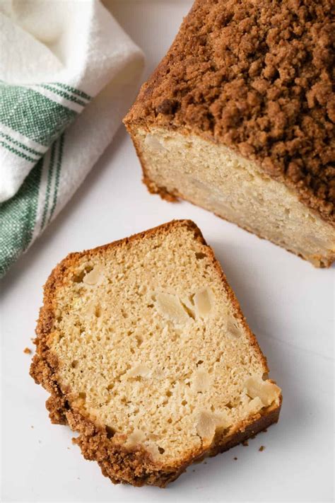 Easy Spiced Pear Bread Recipe L Baked By An Introvert