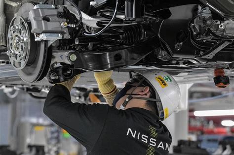 Japan factory output falls on weaker auto production in November | The ...