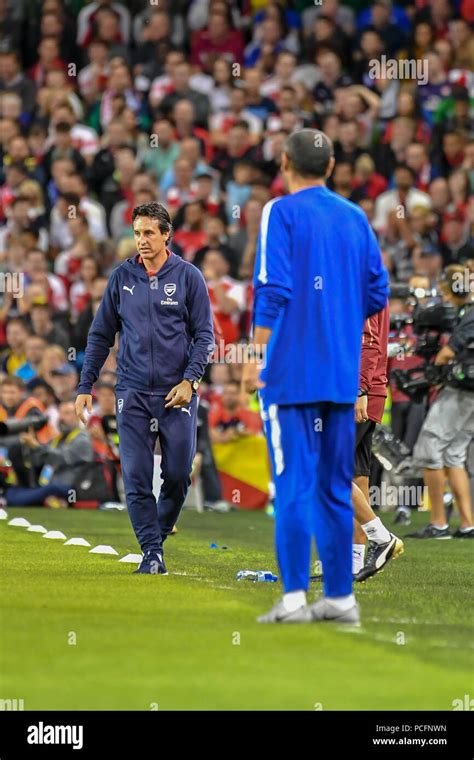 Arsenal Manager Unai Emery Fotos Und Bildmaterial In Hoher Auflösung Alamy