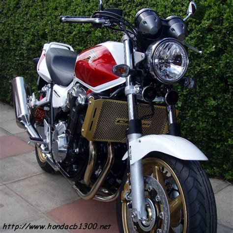 Honda CB1300 Website - Reviews and Road Test