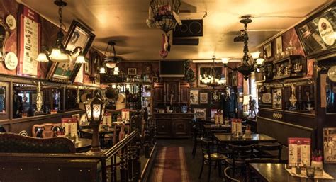 Guide To Berlin Berlins Most Beautiful Old Timer Pubs