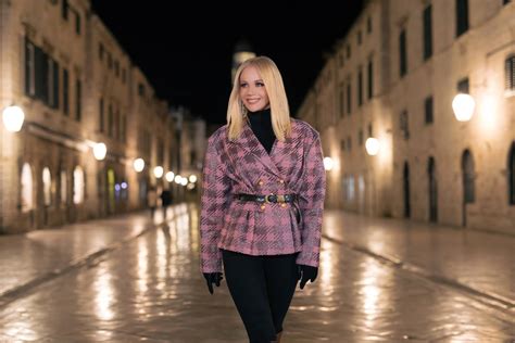 Galerija slika Jelena Rozga pokazala lice bez trunke šminke Izgledaš