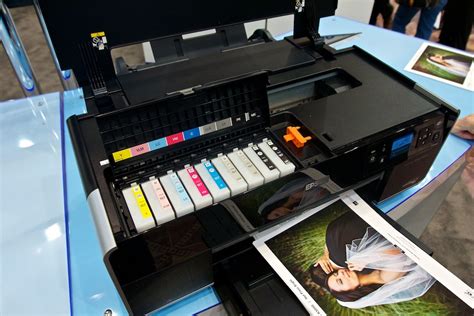 A Peek Inside The Epson Stylus Photo R3000 Inkjet Printer The Digital